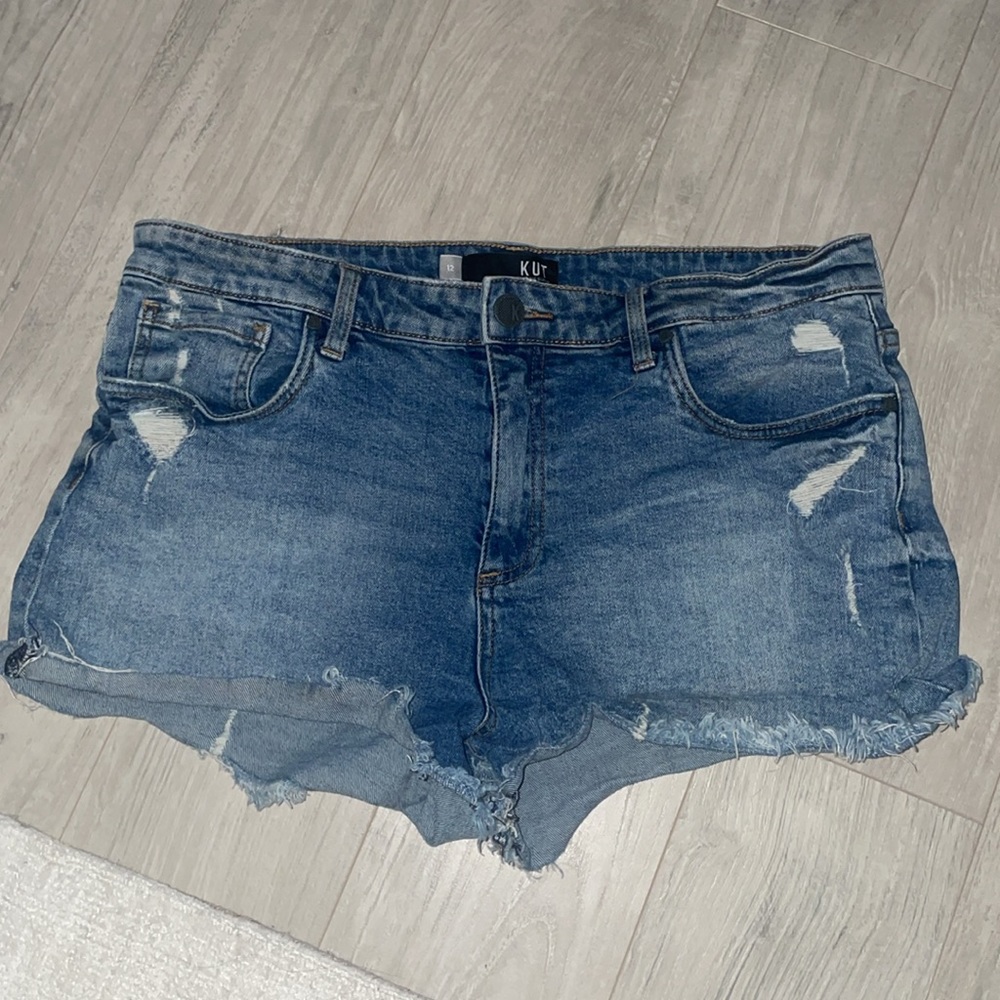KUT FROM THE KLOTH High Rise Short In Medium Wash Size 12 - Picture 3 of 7